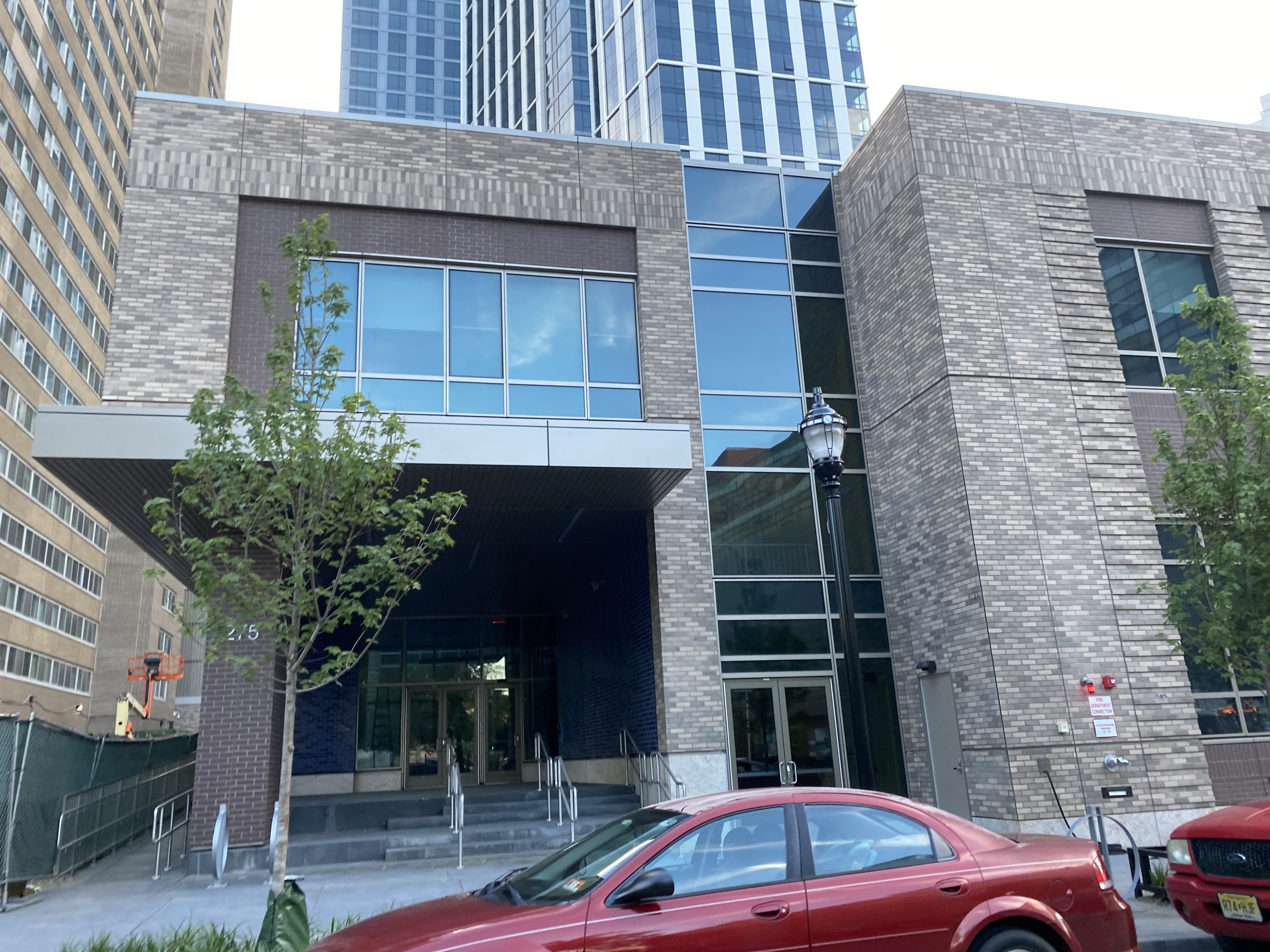 その他 STREET 05 2009 No.213 File:PS 213 New Lots 01.jpg - Wikimedia Commons